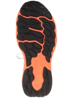 Sportschuhe in Weiß