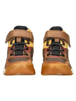 Stiefelette in Braun