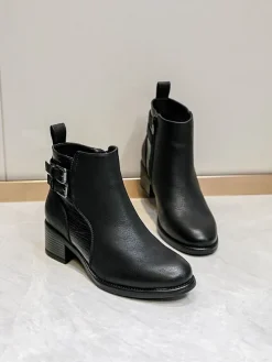 Stiefeletten in Schwarz