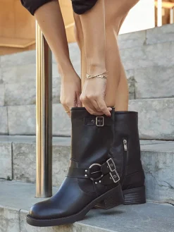 Stiefeletten in Schwarz