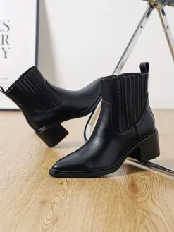 Stiefeletten in Schwarz