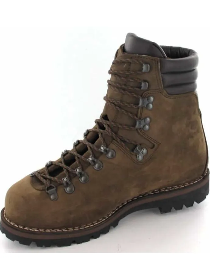 Wanderschuh in braun