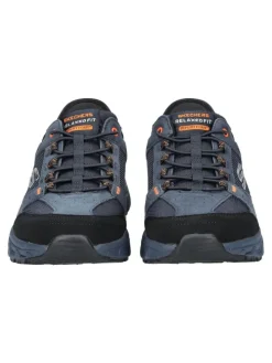 Wanderschuhe in Blau