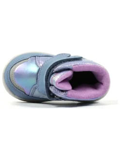 Winterstiefel in Hellblau