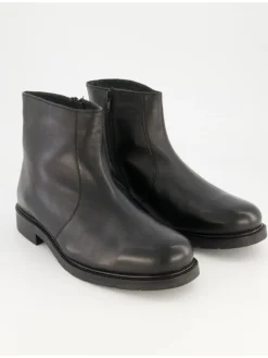 Winterstiefel in Schwarz