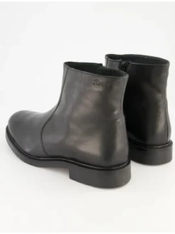 Winterstiefel in Schwarz