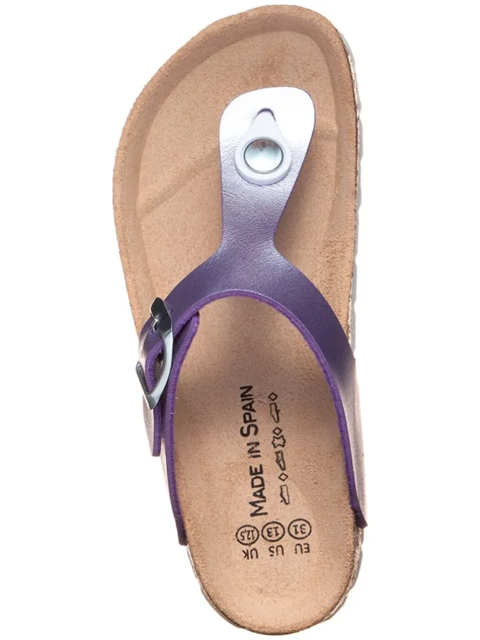 Zehentrenner in Flieder