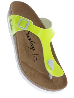 Zehentrenner in Neongelb