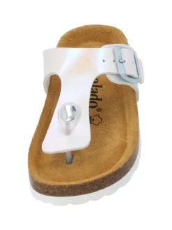 Zehentrenner in Weiß